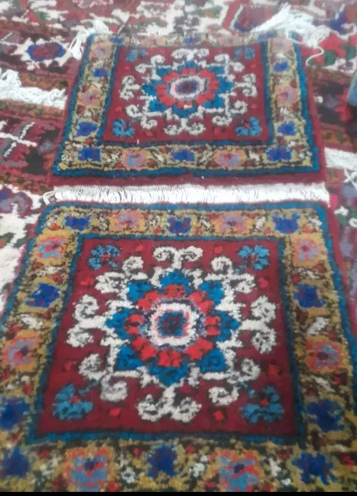 فرش دست بافت صندلی ماشین اداری|فرش|تبریز, |دیوار