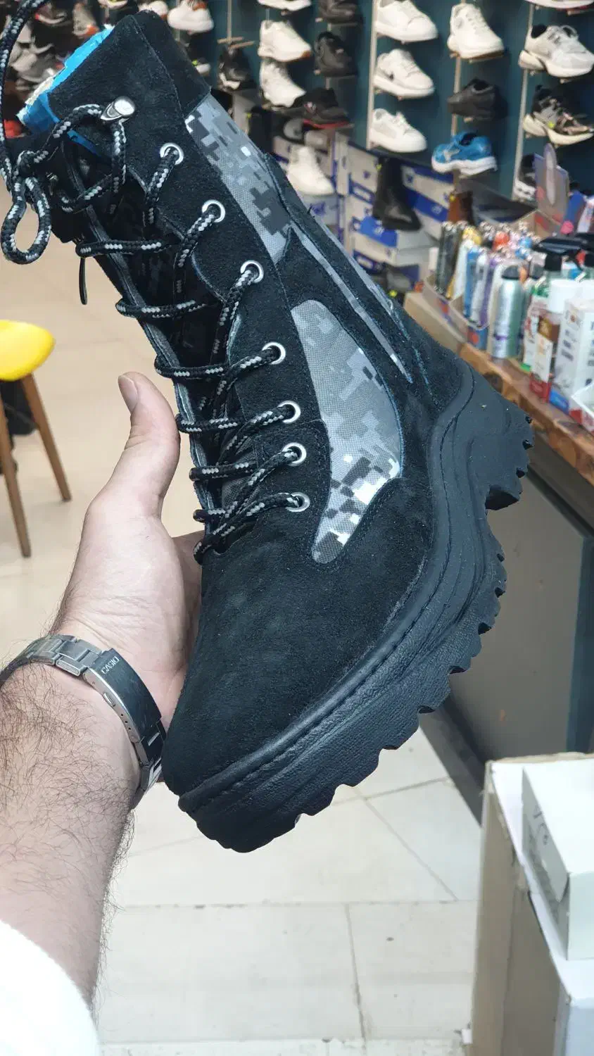 پوتین نظامی کوه نوردی راحتی|کیف، کفش، کمربند|رشت, حمیدیان|دیوار