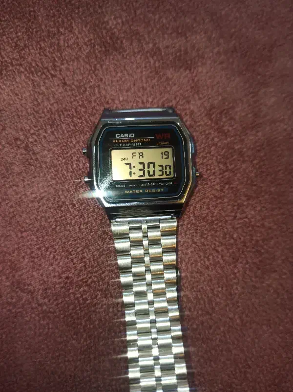 ساعت کاسیو فلزی|ساعت|سقز, |دیوار