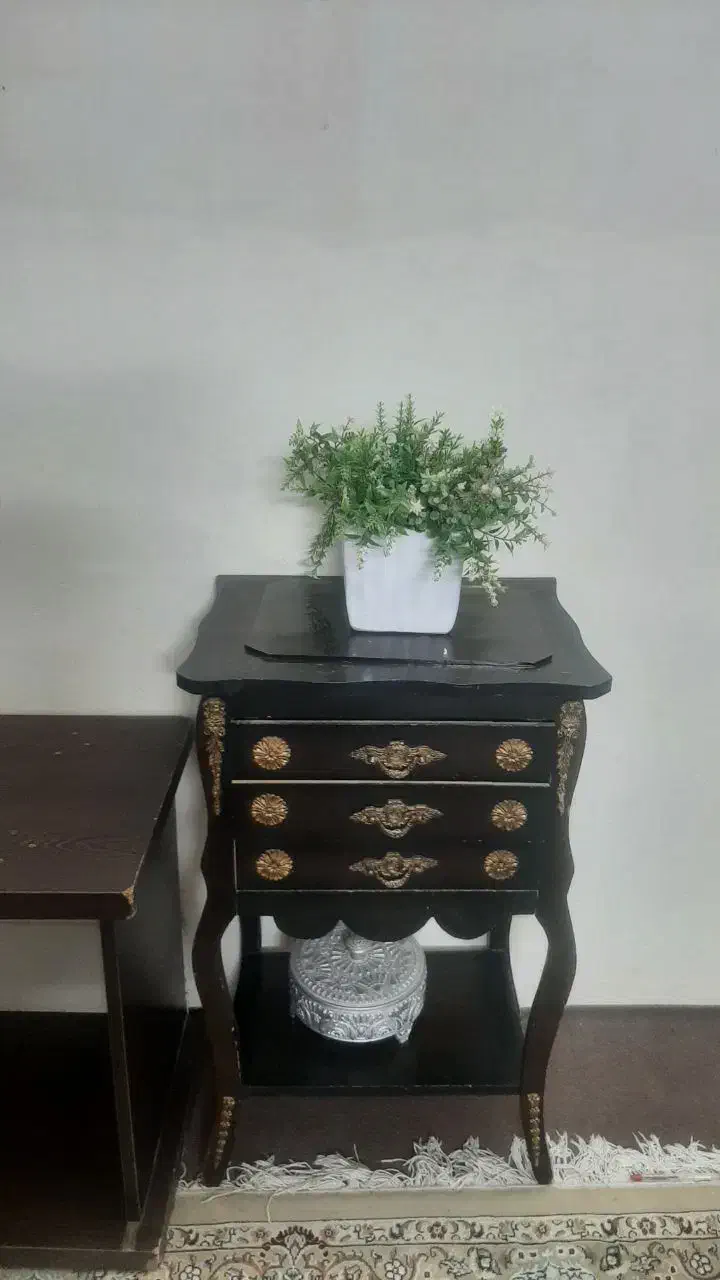 میز شیک|میز تلفن|مشهد, شهرک لشکر (شهرک غرب)|دیوار