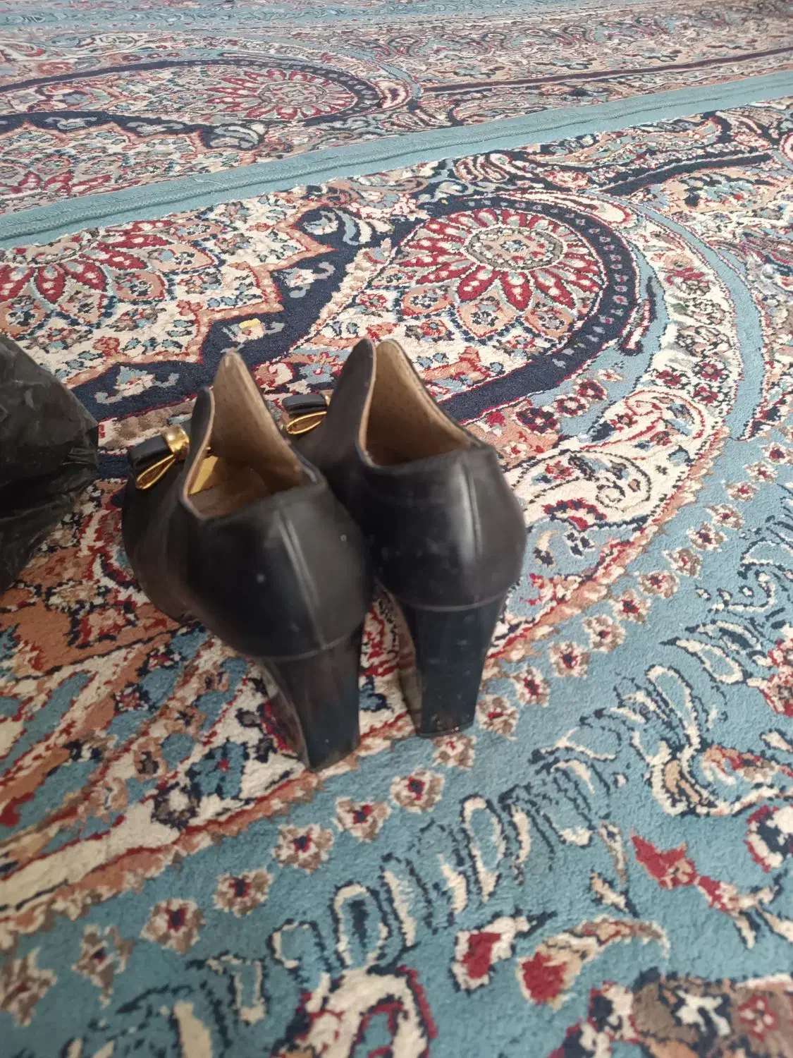 کفش مجلسی|کیف، کفش، کمربند|زرند, |دیوار