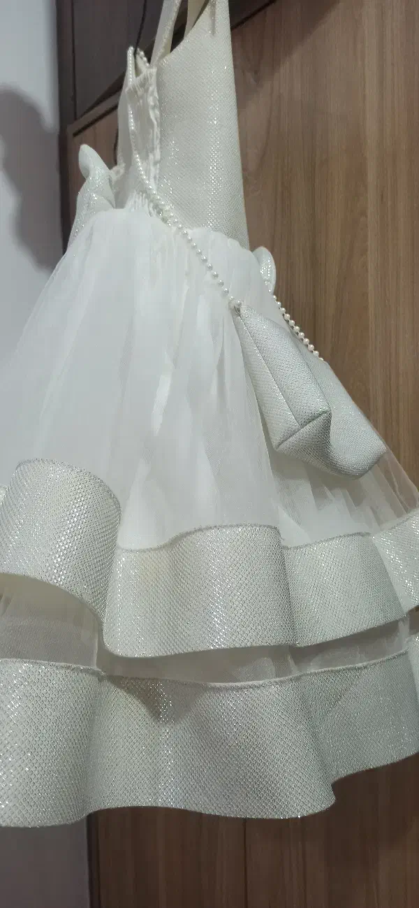 لباس مجلسی|کفش و لباس بچه|بندر انزلی, نیمه شعبان|دیوار