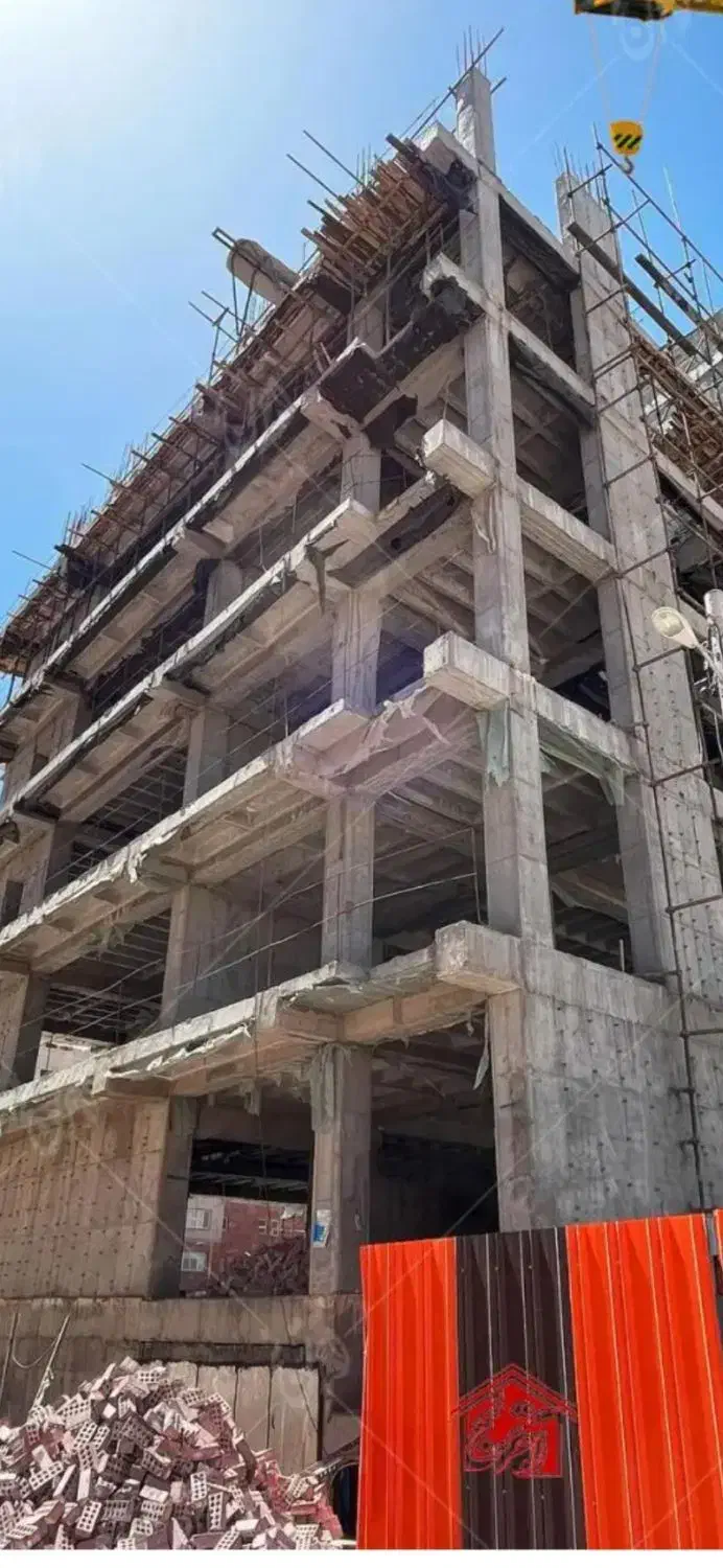 امتیاز ساختمانی کارگران|پیش‌فروش املاک|قروه, |دیوار