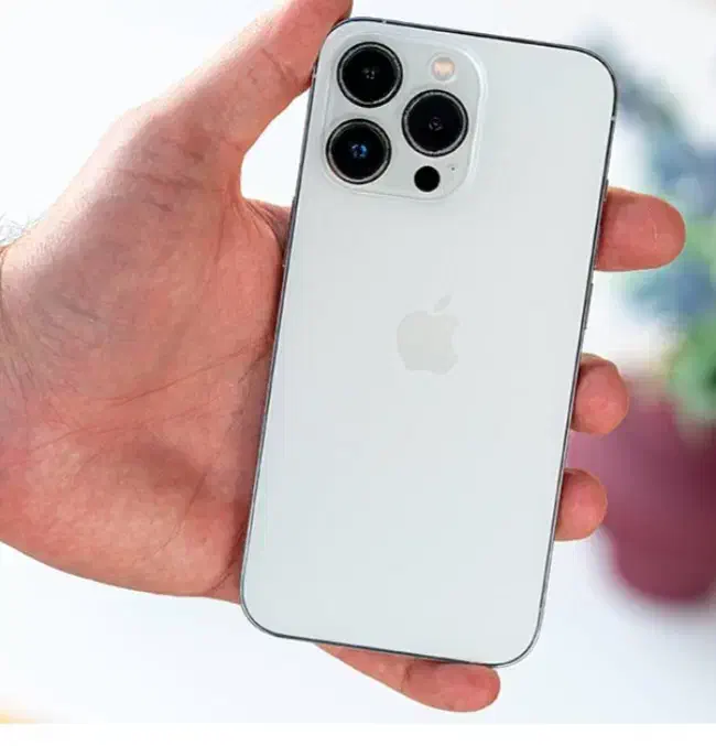 ایفون ۱۳ معمولی ۱۲۸ گیگ رم ۴ سفید باتری ۸۴|موبایل|گنبد کاووس, |دیوار