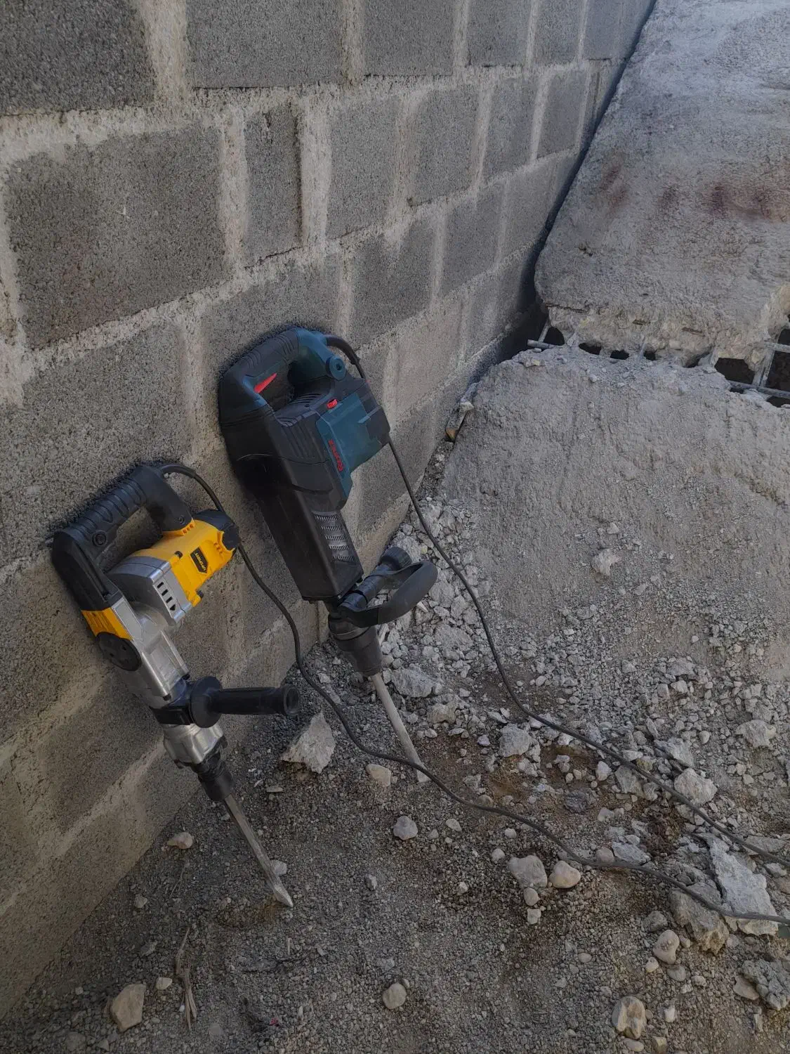 تخریب کاری با پیکور(دریل)جم|خدمات پیشه و مهارت|جم, |دیوار