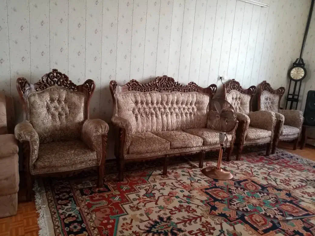 مبل سلطنتی ۹ نفره|مبلمان خانگی و میز عسلی|شیراز, رکن‌آباد|دیوار