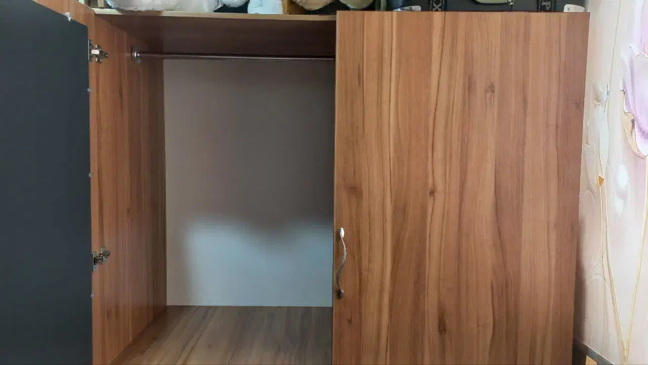 کمد|مبلمان خانگی و میز عسلی|اراک, |دیوار