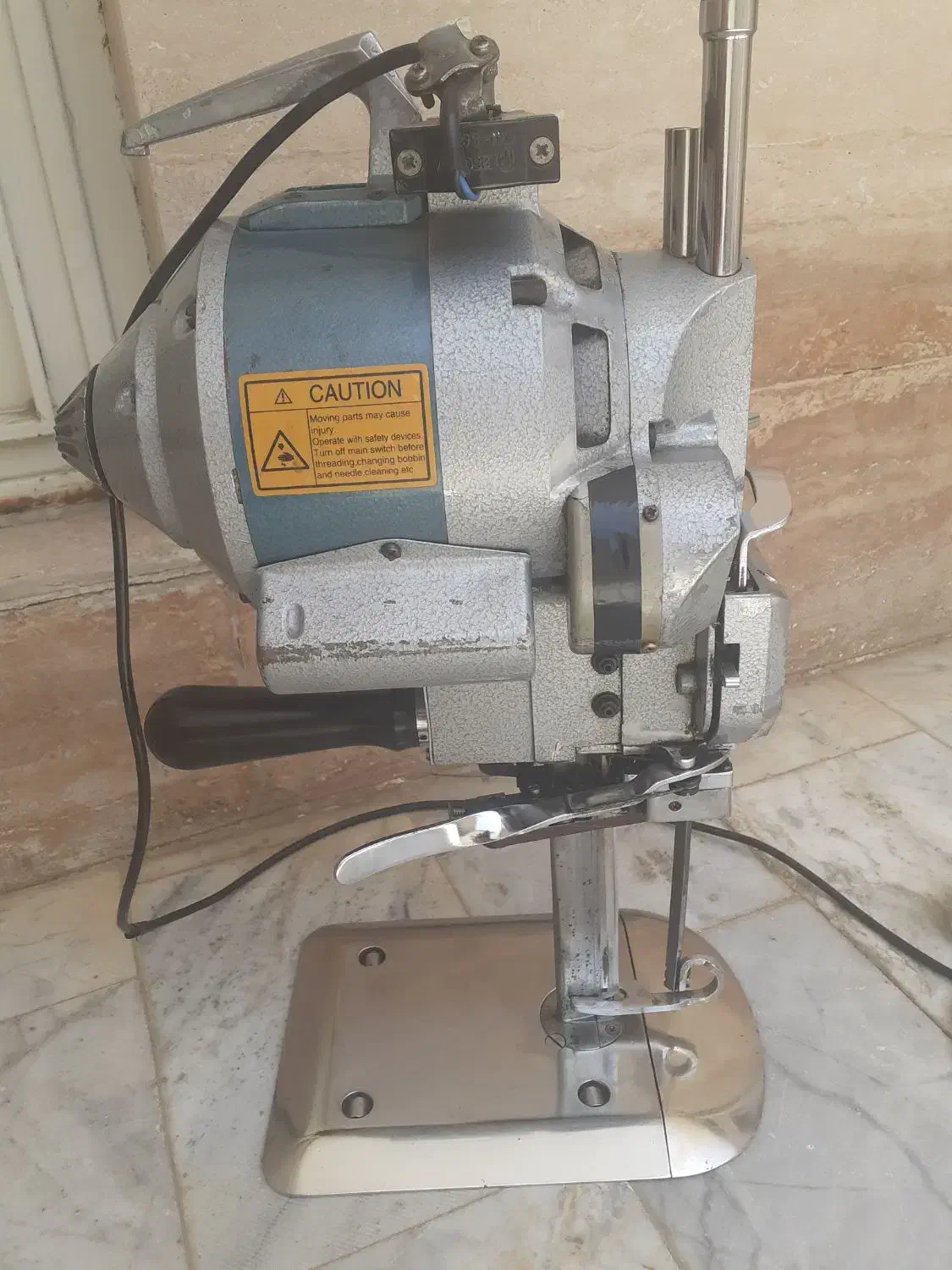 قیچی برقی kmژاپن اصل صحیح وسالم به شرط سایز۷|چرخ خیاطی و ریسندگی|شریفآباد, |دیوار