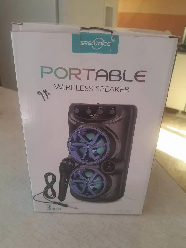 اسپیکر میکروفن دار پرتابل(ازبانه وگناوه میارم)|صوتی و تصویری|ایلام, |دیوار