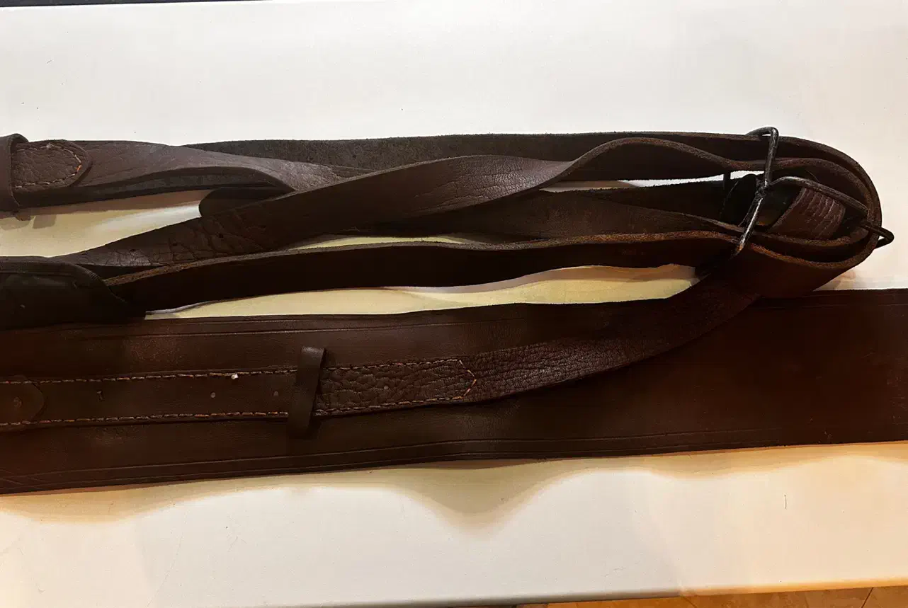 هیکلی چرم اصل|کیف، کفش، کمربند|تهران, دریاچه شهدای خلیج فارس|دیوار