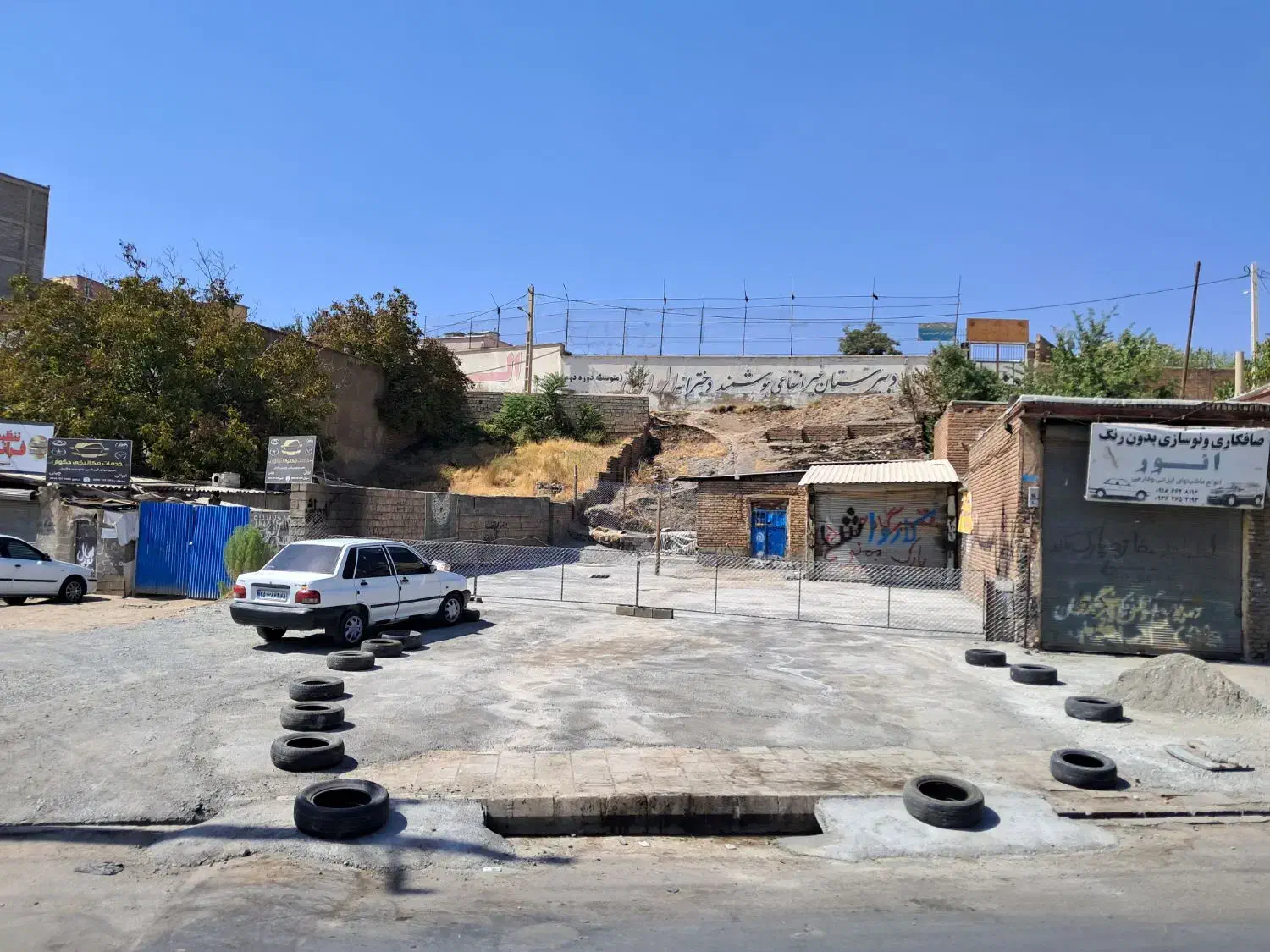 اجاره مغازه یا شراکت برای تعویض روغنی|اجارهٔ مغازه و غرفه|سقز, |دیوار