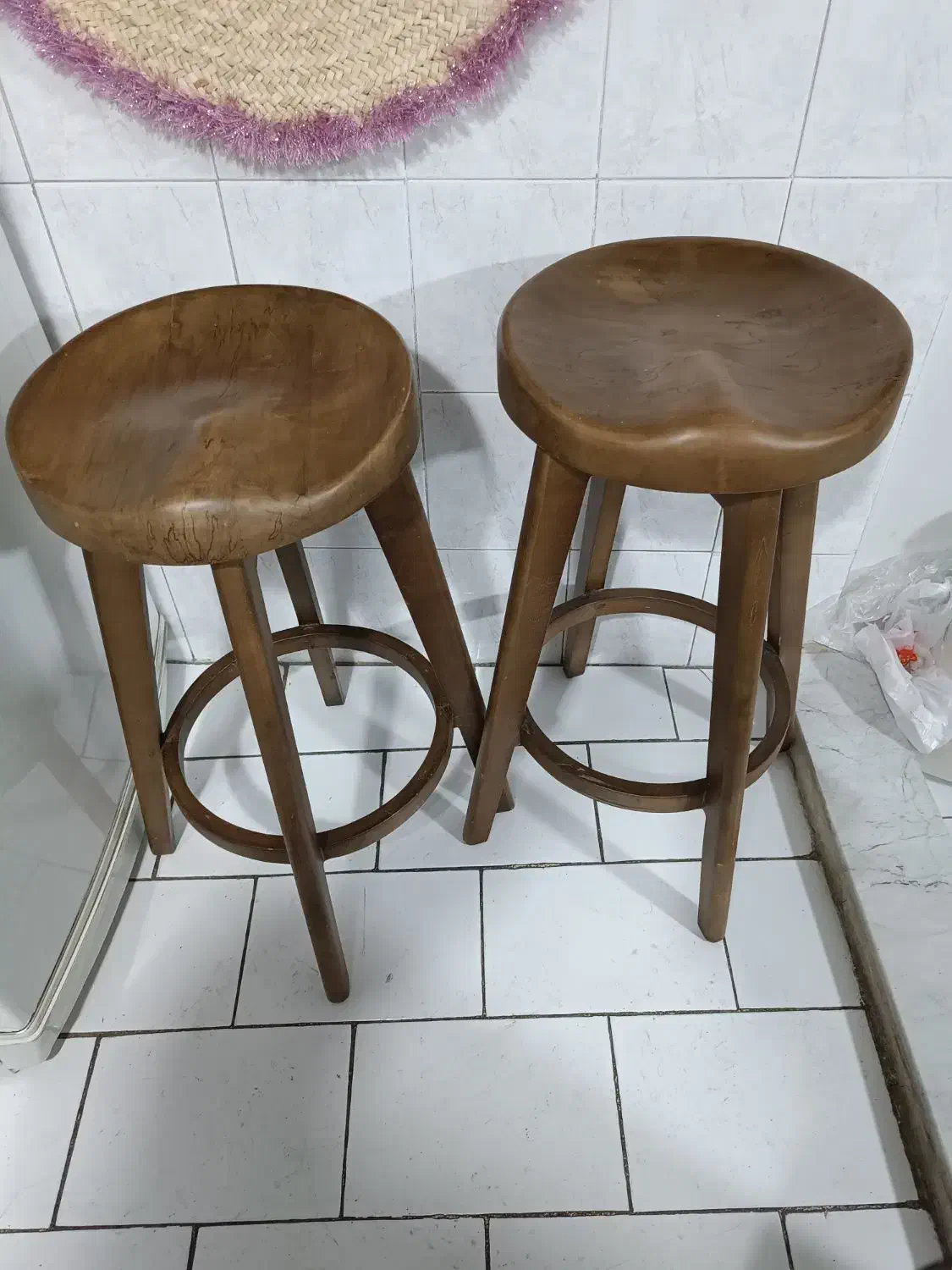 صندلی چوب گردو گردون|صندلی و نیمکت|تهران, تولید دارو|دیوار