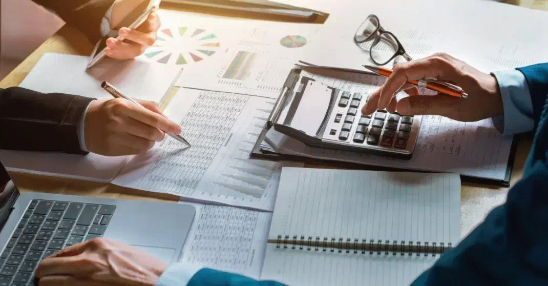 آموزش و جذب حسابدار (تیم حسابرسی و مالی)|خدمات آموزشی|یزد, |دیوار