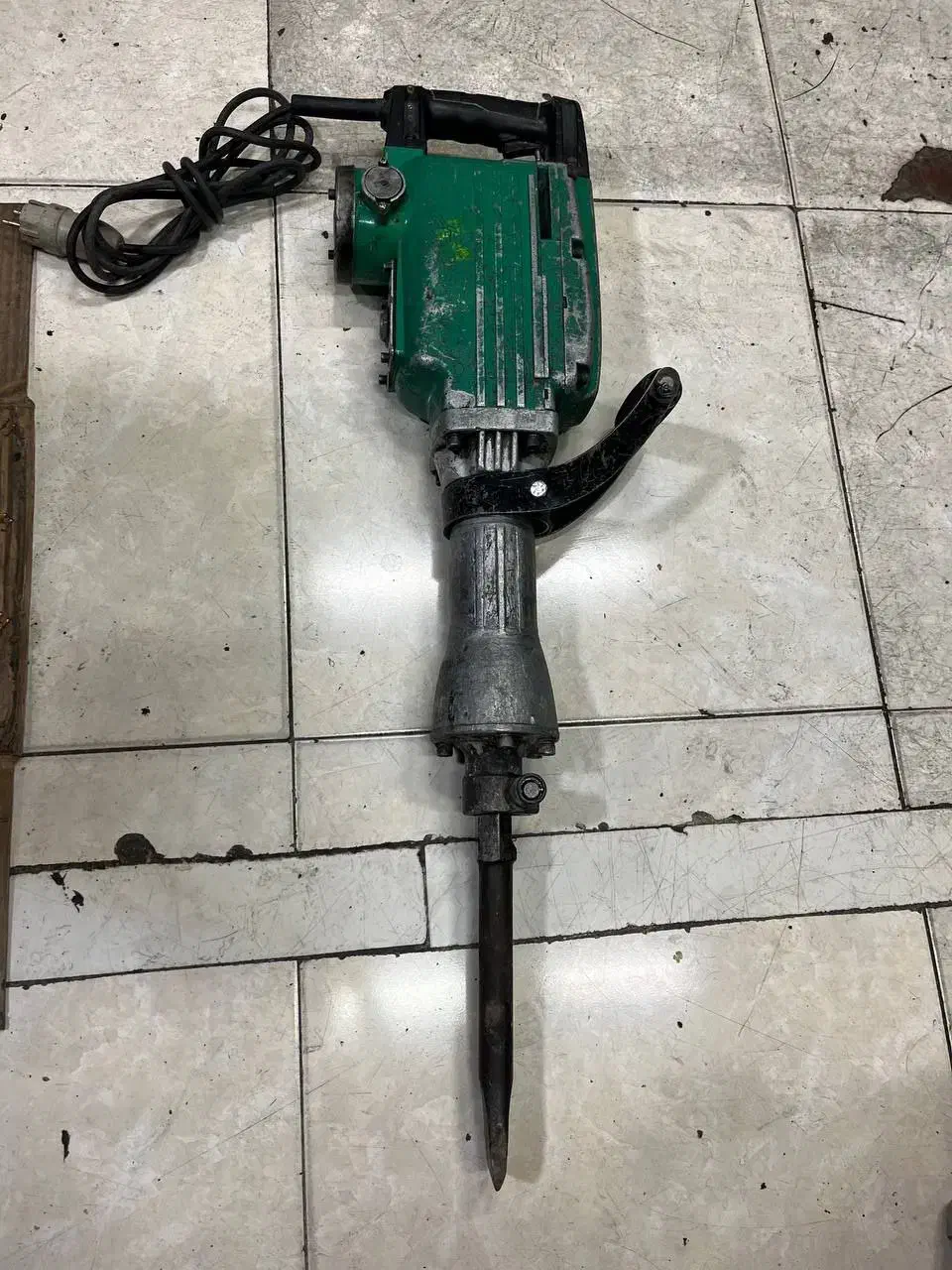 فروش هیلتی،بتن کن،چکش برقی ۱۶کیلویی|ابزارآلات|تهران, دانشگاه شریف|دیوار