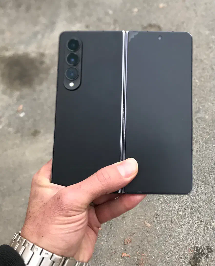 Galaxy Z Fold 4|موبایل|قم, خداکرم|دیوار