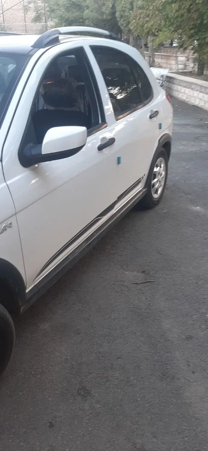 کوییک r سفید مشکی|خودرو سواری و وانت|اراک, |دیوار