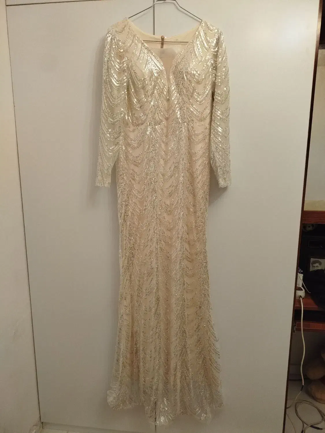 پیراهن مجلسی|لباس|پرند, فاز ۶|دیوار