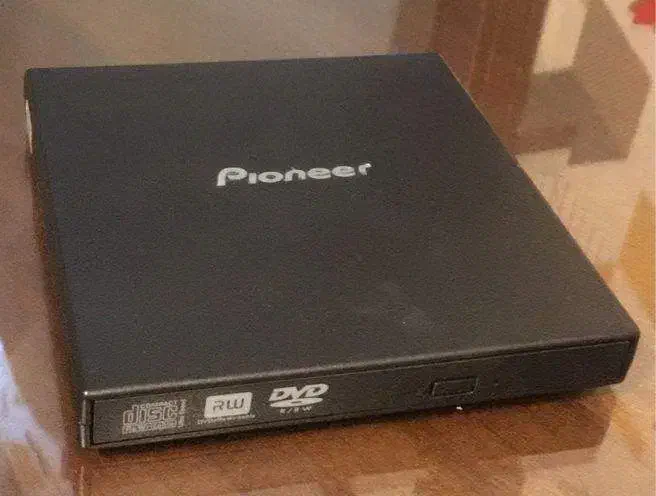 درایو دی‌وی‌دی اکسترنال پایونیر|قطعات و لوازم جانبی رایانه|کرج, باغستان|دیوار