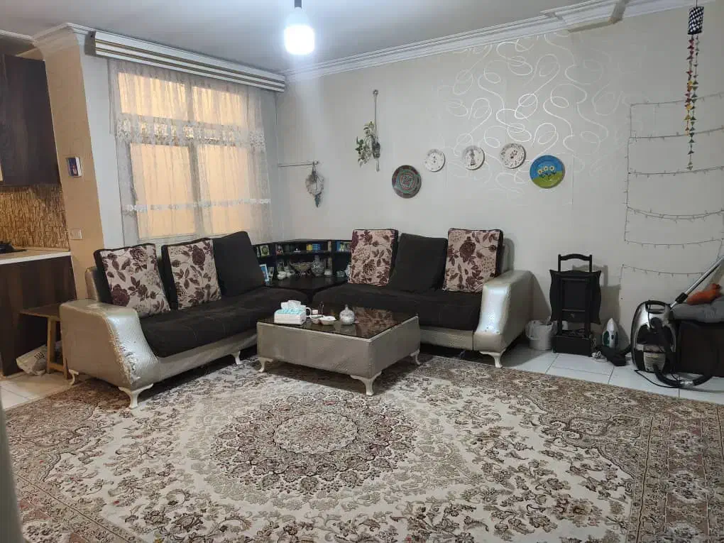 ۷۰متر دو خوابه خ نجات الهی خ سمیه