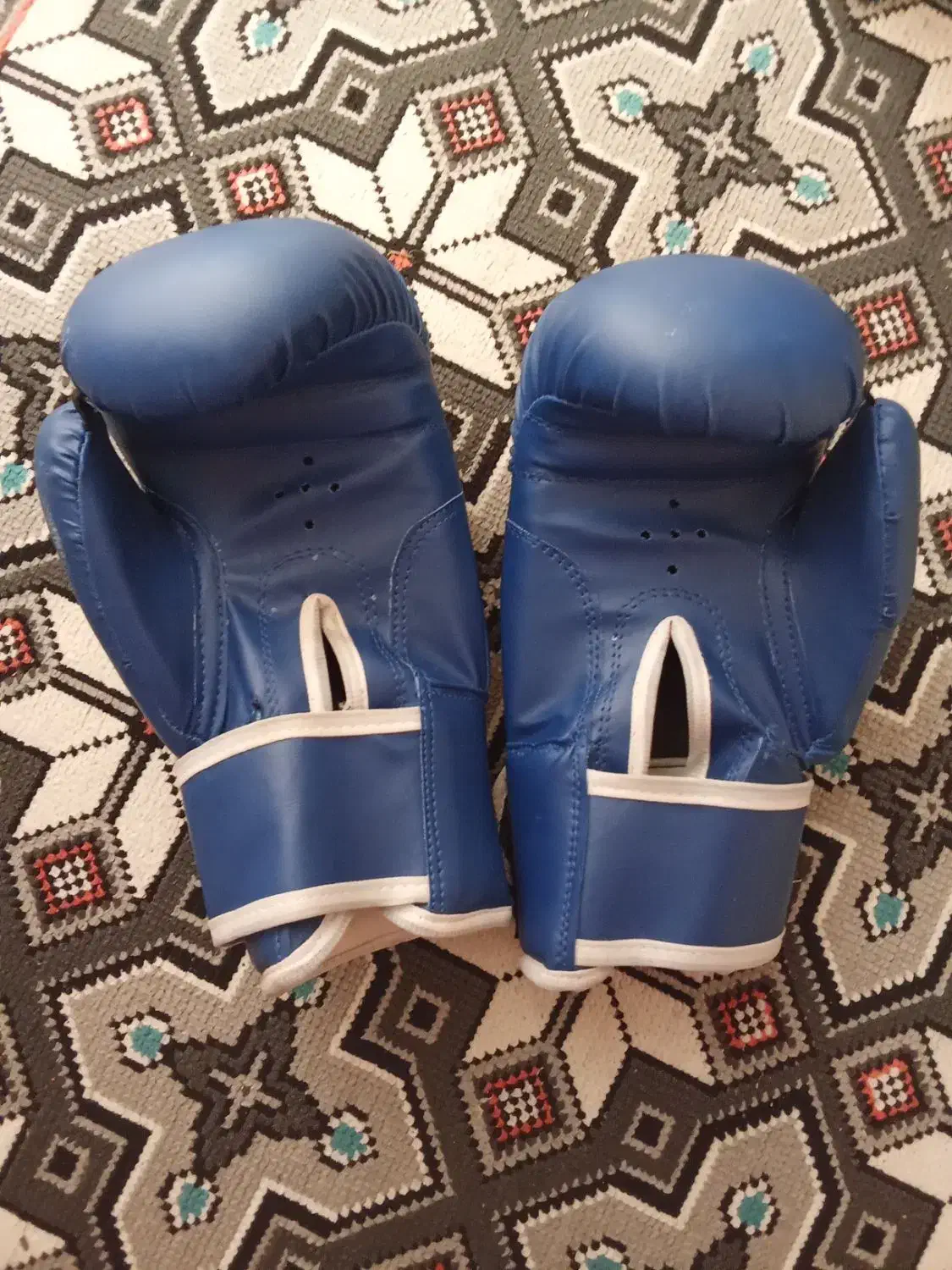 دستکش بوکس سالم|تجهیزات ورزشی|تهران, زیبادشت|دیوار