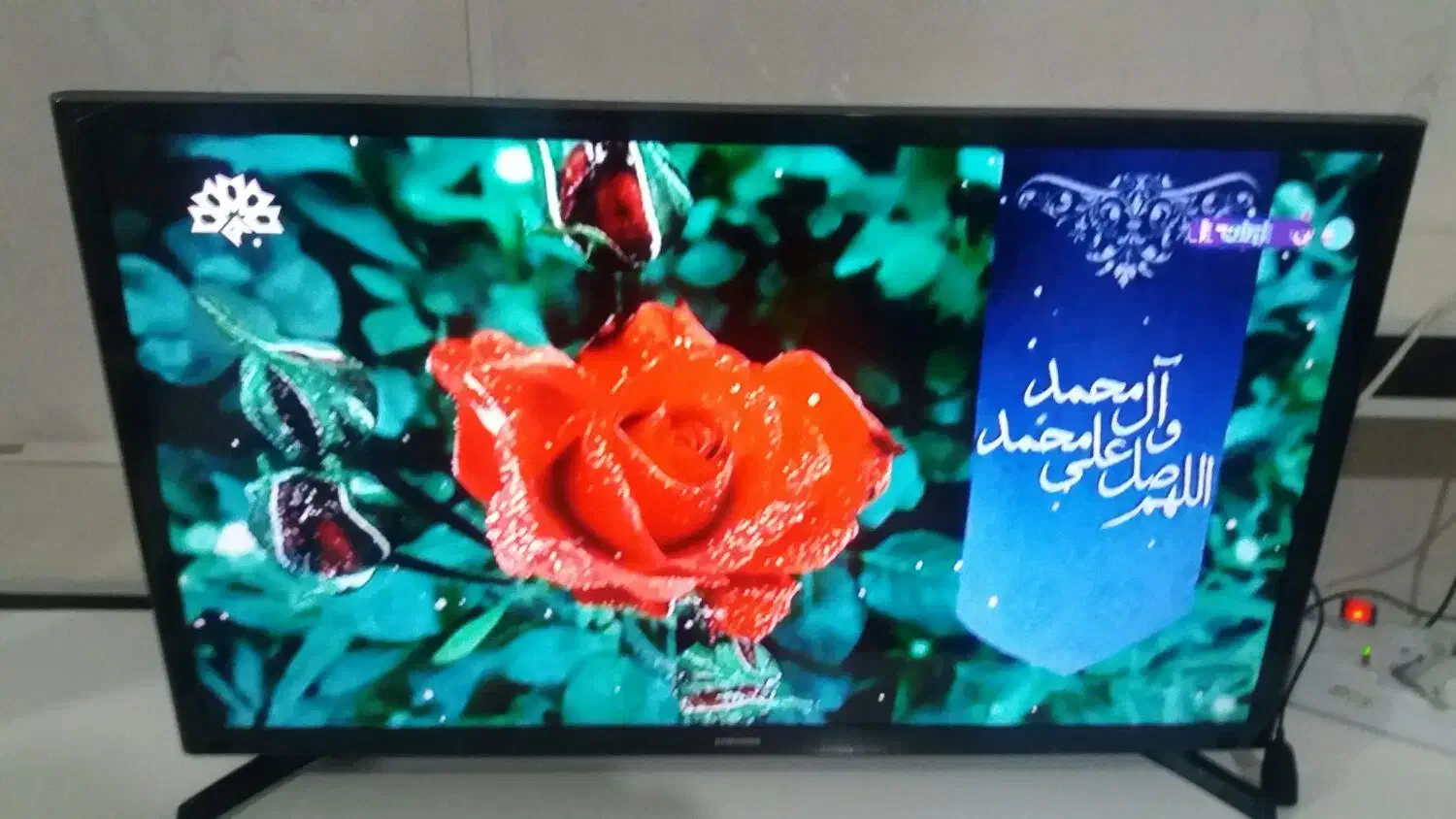 ال ای دی تلویزیون 32 سامسونگ بسیار تمیز اصل|تلویزیون و پروژکتور|تبریز, |دیوار