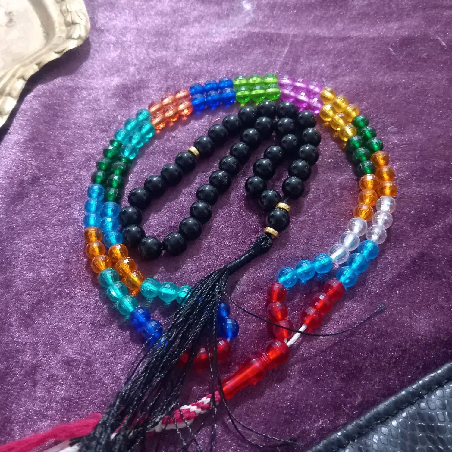 تسبیح|کلکسیون اشیاء عتیقه|تبریز, |دیوار