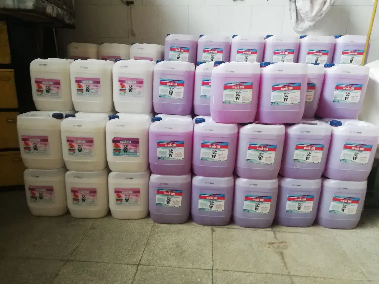 مایع لباسشویی و نرم کننده البسه اکسلاینر (صادراتی)|مواد شوینده و دستمال کاغذی|تهران, هفده شهریور|دیوار