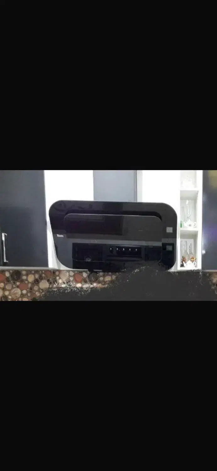 هود|هود|رشت, گلزاران|دیوار