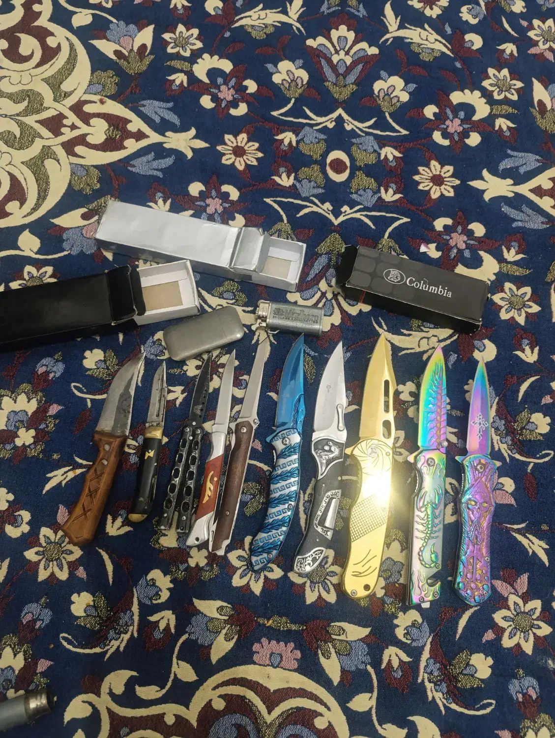 چند عدد چاقوی ضامن دار و چند عدد فندک|کوهنوردی و کمپینگ|کرمان, |دیوار