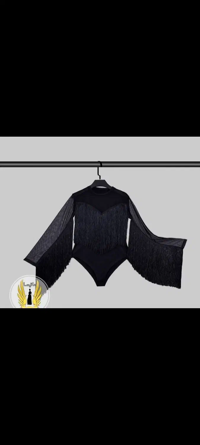 لباس مجلسی|لباس|میانه, |دیوار