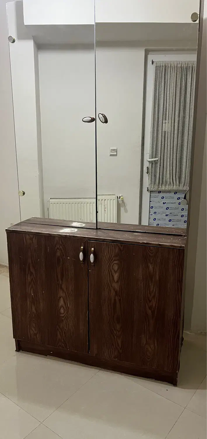 دراور میز آرایش با کمد کتابخانه یا جاکفشی|جاکفشی، کمد، دراور|کرمان, |دیوار