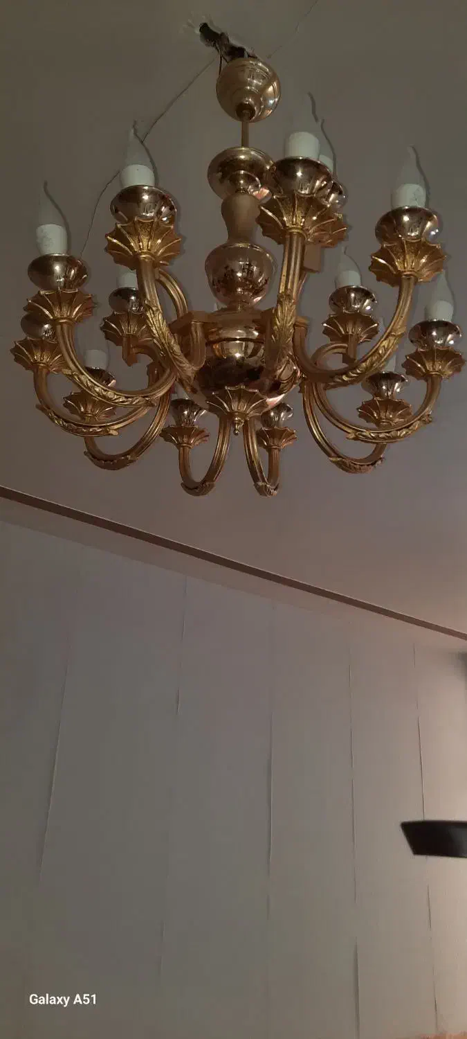 لوستر ۱۵ شاخه سلطنتی|لوستر و چراغ آویز|گنبد کاووس, |دیوار