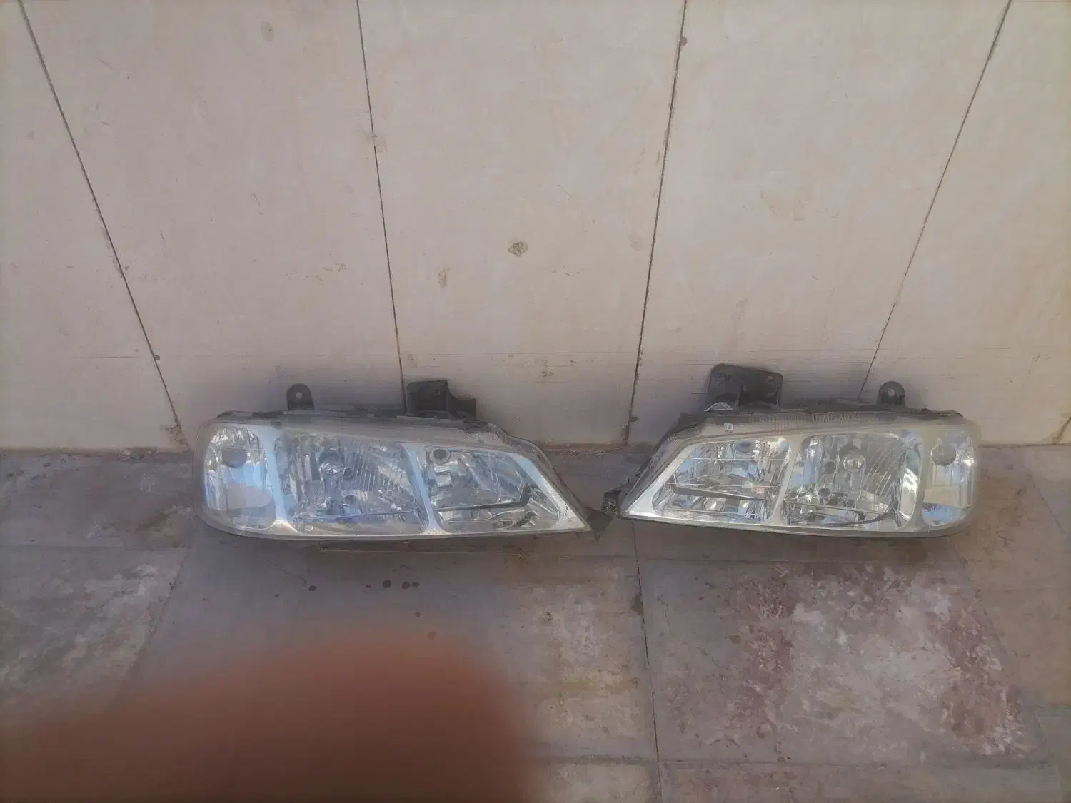 چراغ جلو پارس|قطعات یدکی و لوازم جانبی|آباده, |دیوار