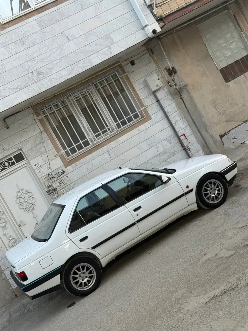 ۴۰۵ اتاق تعویض|خودرو سواری و وانت|اندیشه, اندیشه فاز ۳|دیوار