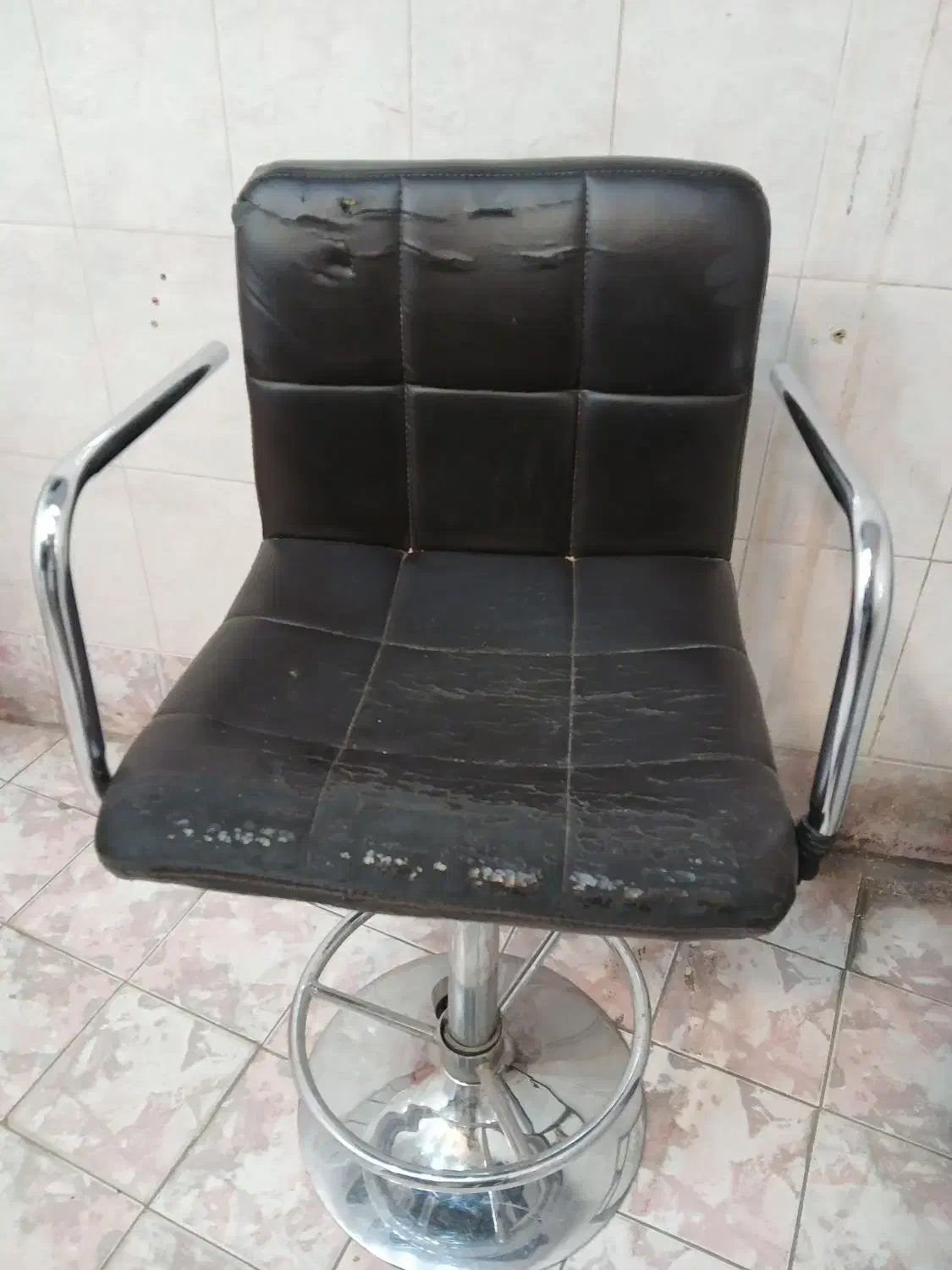 صندلی جک دار|صندلی و نیمکت|شیراز, شاهچراغ|دیوار