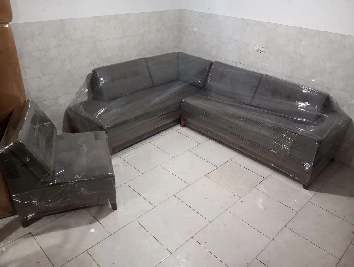 مبل مدل ال کاژو۷نفره درحد (نوکمدادی.قهوهای)|مبلمان خانگی و میز عسلی|کرج, گلشهر|دیوار