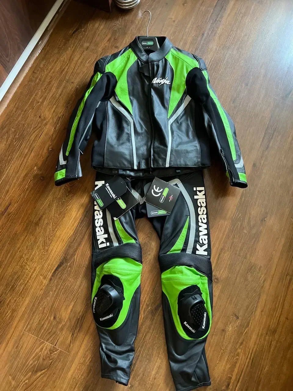 لباس موتور سواری|قطعات یدکی و لوازم جانبی|تهران, پاسداران|دیوار