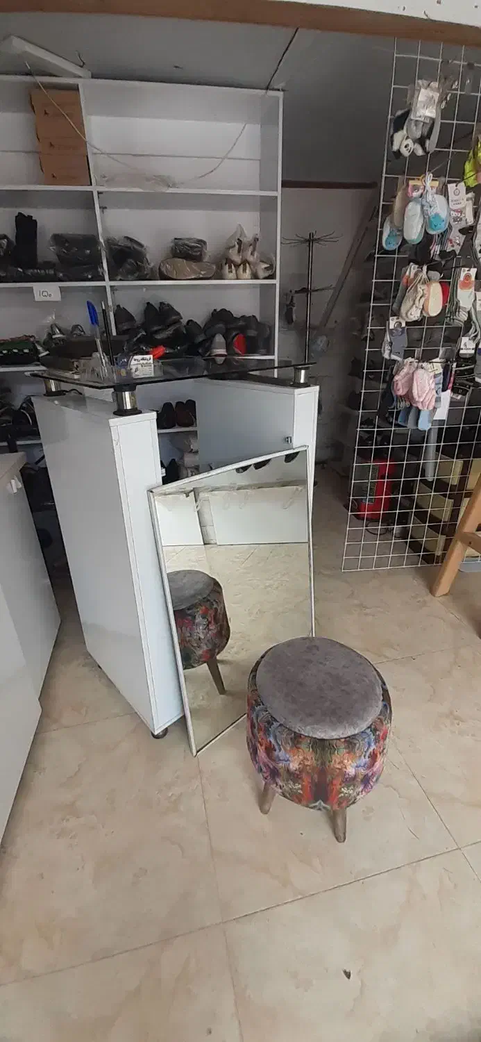 فروش ویترین مغازه در حد نو|فروشگاه و مغازه|املش, |دیوار