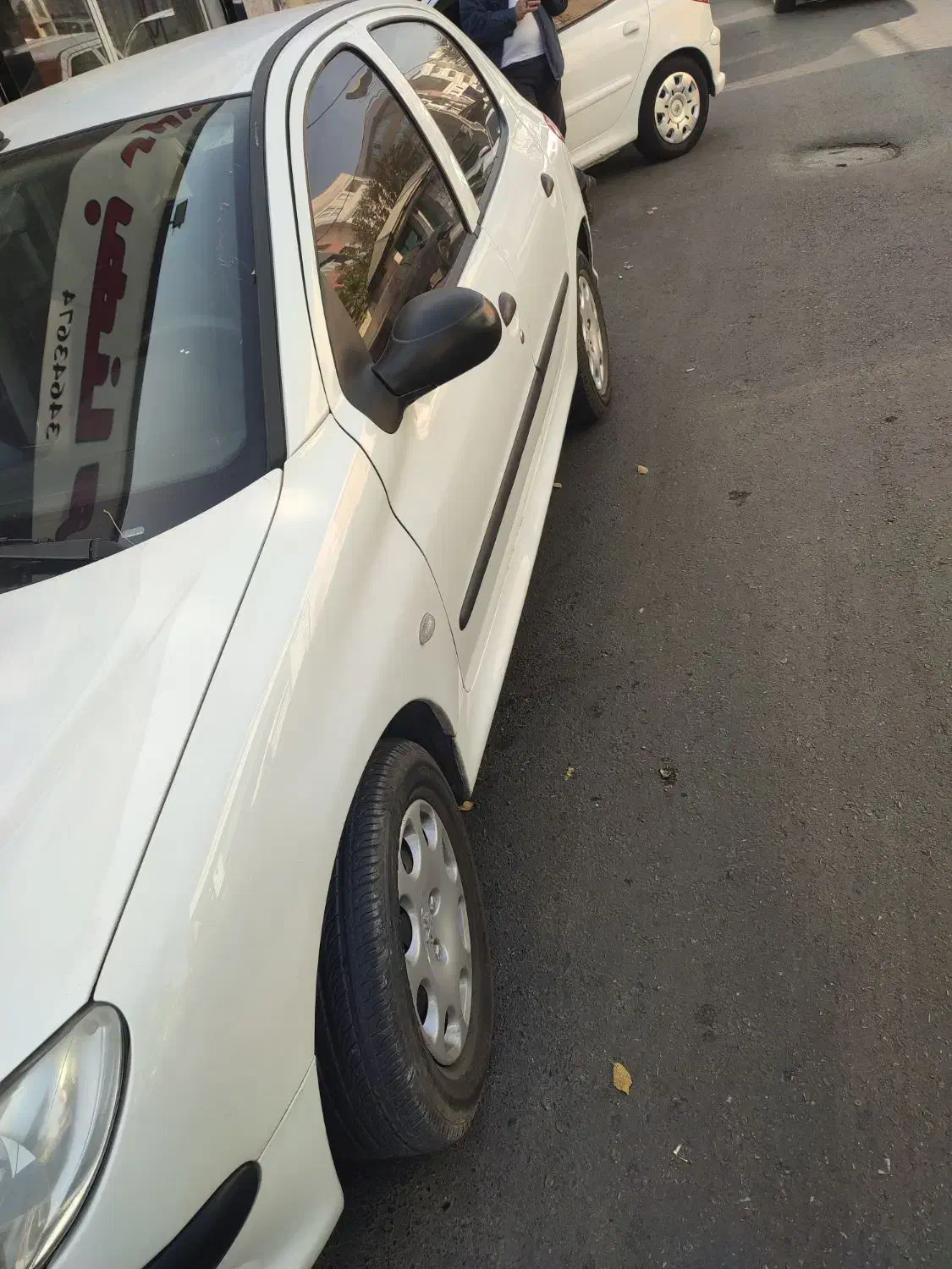 206 مدل ۹۸ کم کارکرد|خودرو سواری و وانت|کرج, گلشهر|دیوار