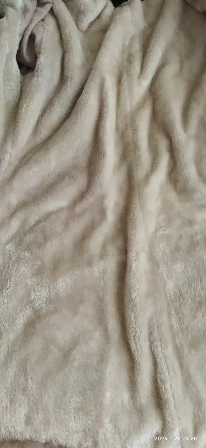 پالتو بسیار گرم|لباس|پاکدشت, پاکدشت (مامازند)|دیوار