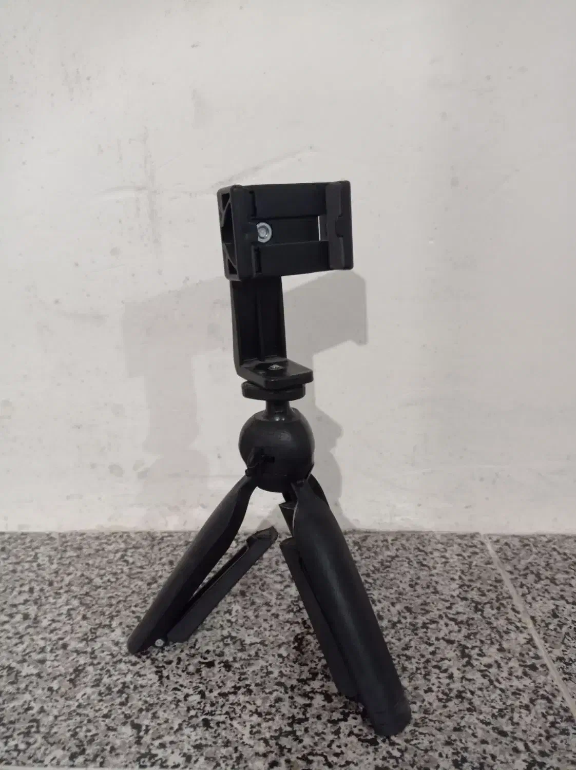 نگهدارنده گوشی|لوازم جانبی موبایل و تبلت|سلماس, |دیوار