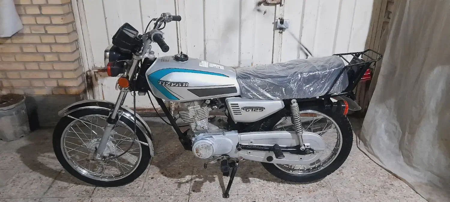 موتور 125 پارکینگی مدل 82 لوکس و درجه یک|موتورسیکلت|رامهرمز, |دیوار