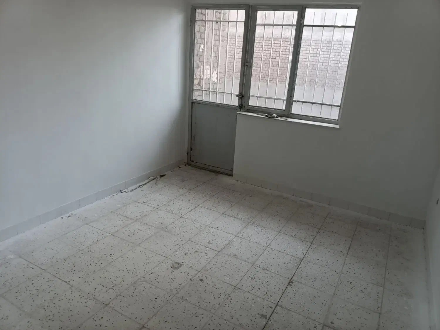 منزل دربست شهرک توحید بلوک ۶   روبروی بانک تجارت|اجارهٔ آپارتمان|سبزوار, توحیدشهر|دیوار