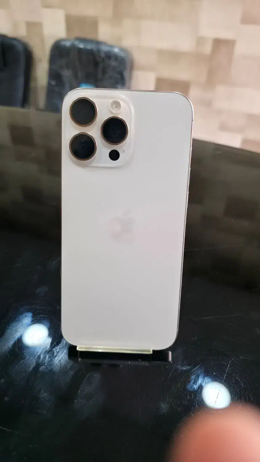 گوشی 16 پرو مکس بدون کد باطری ۹۴|موبایل|الشتر, |دیوار