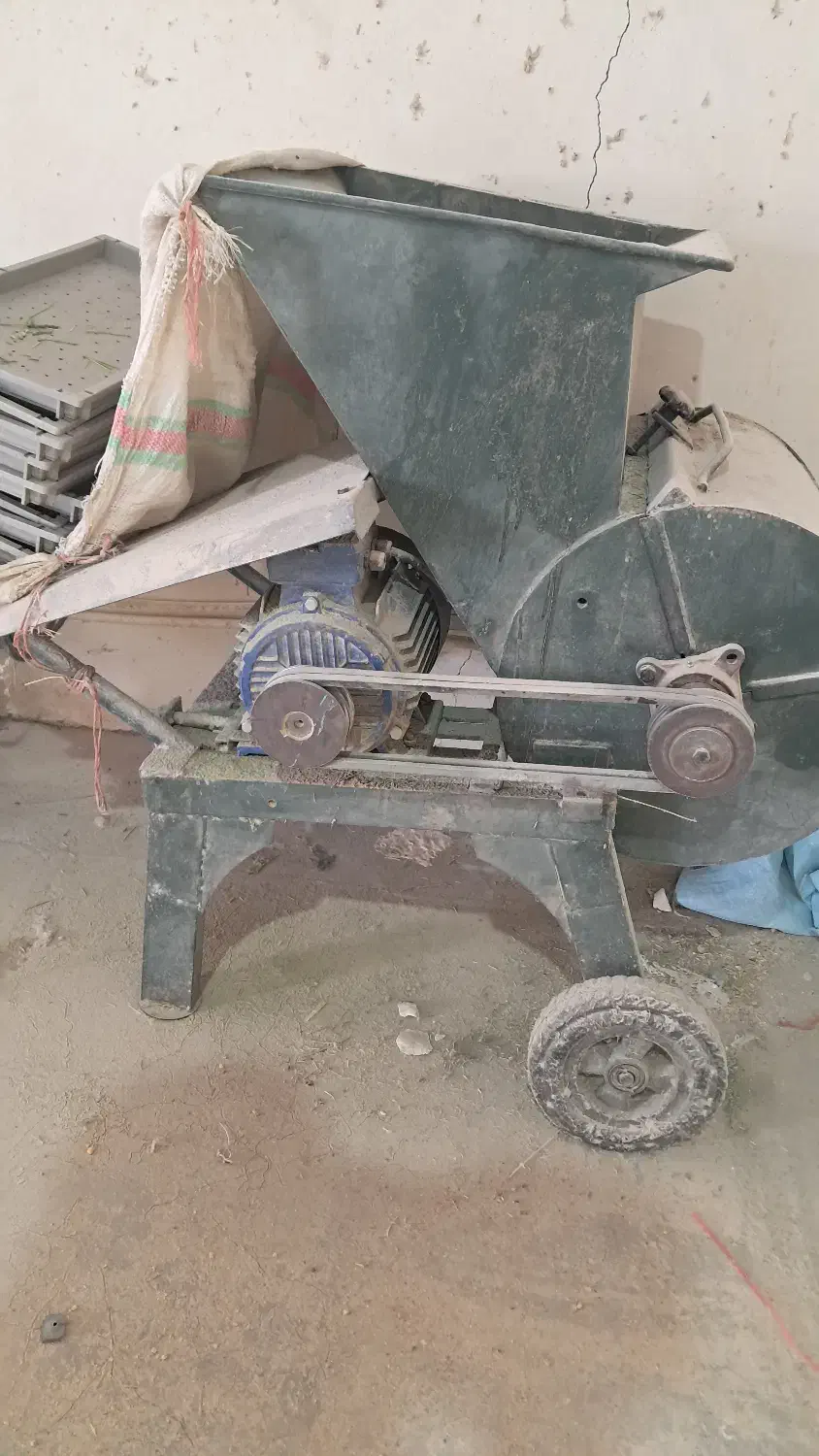 الکترو موتور و گیربکس وتجهیزات نیمه صنعتی|ماشین‌آلات صنعتی|زرندیه, |دیوار