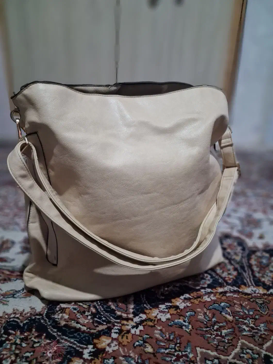 تعدادی کیف سایر خیلی بزرگ دونه ۲۵۰ تومن|کیف، کفش، کمربند|گرگان, |دیوار