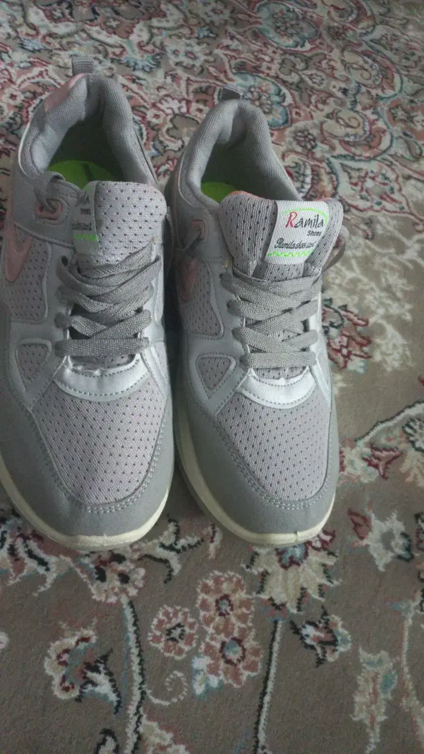 کفش کتانی زنانه|کیف، کفش، کمربند|تهران, سازمان برنامه شمالی|دیوار