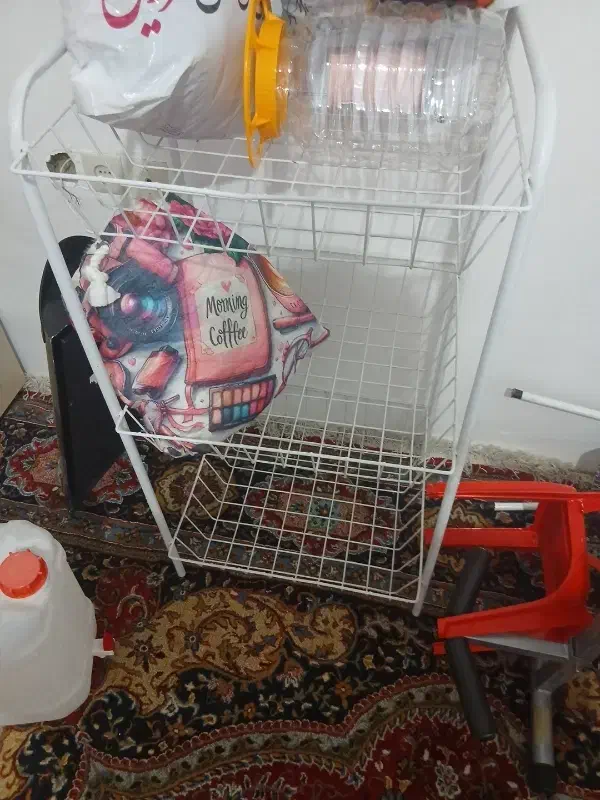 تعدادی وسایل منزل و آشپزخانه|جاروبرقی، جارو شارژی، بخارشو|شیراز, رکن‌آباد|دیوار