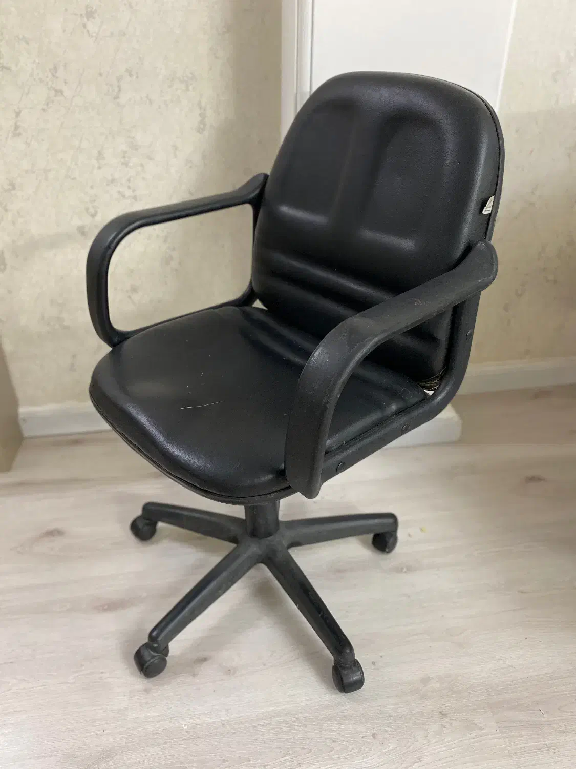 صندلی چرخدار|مبلمان اداری|گرگان, |دیوار