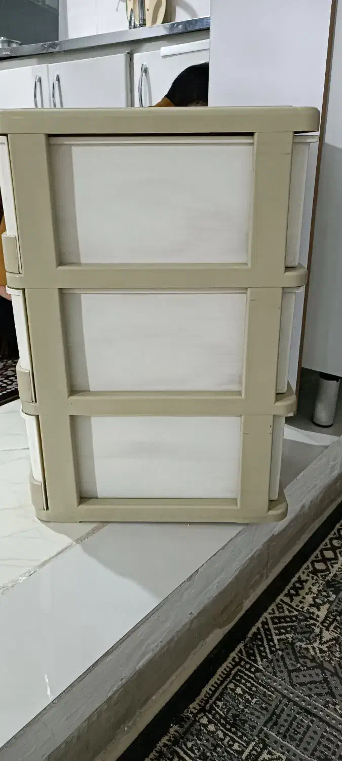 فایل ۳ کشوعه|ظروف نگهدارنده، پلاستیکی، یک‌بارمصرف|کرج, حصارک بالا|دیوار